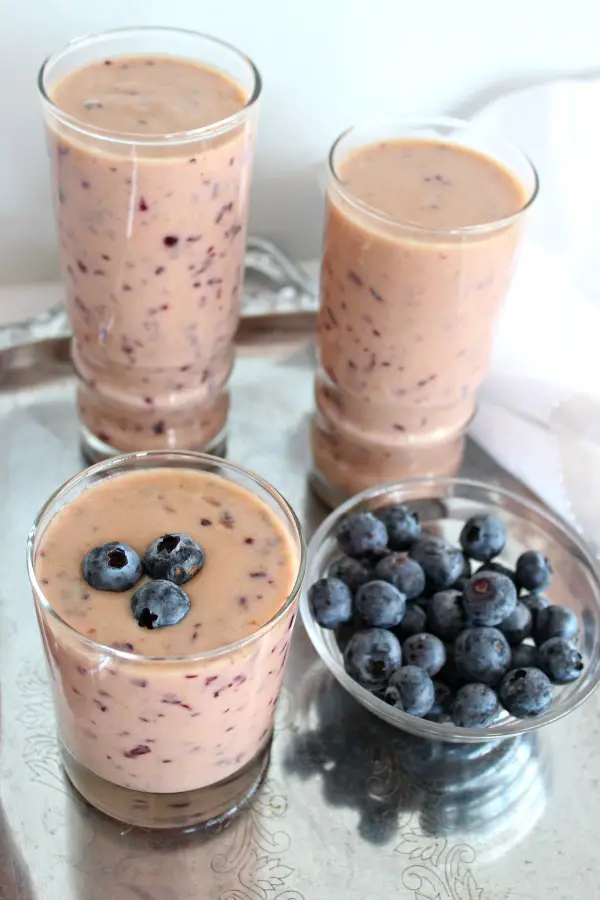 Blueberry Orange & Pawpaw Smoothie | www.berrysweetlife.com