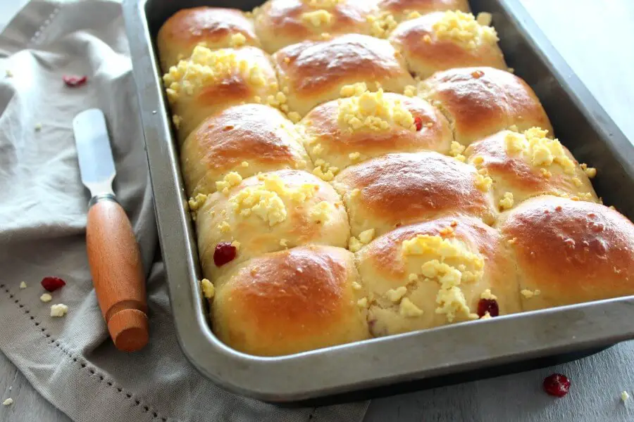 Light & Fluffy Dinner Rolls 2 Ways. An easy recipe for the lightest, fluffiest dinner rolls made 2 ways - cranberry & cheese, and classic. Your family will love these! | www.berrysweetlife.com