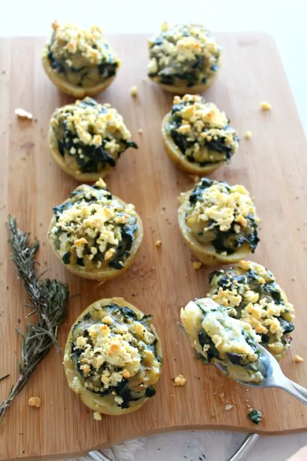 Spinach & Feta Jacket Stuffed Potatoes . Very quick & easy, healthy side dish recipe. Great for the holidays or a weeknight dinner. Really delicious! | www.berrysweetlife.com