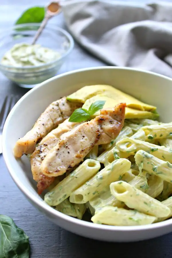 Chicken Pasta with Herby Avocado Pesto Sauce. A delicious, quick and easy weeknight meal - 30 minutes from prep to table. Healthy, tasty and satisfying | berrysweetlife.com