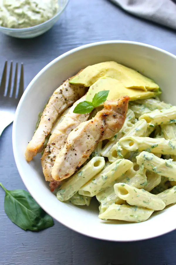 Chicken Pasta with Herby Avocado Pesto Sauce. A delicious, quick and easy weeknight meal - 30 minutes from prep to table. Healthy, tasty and satisfying | berrysweetlife.com