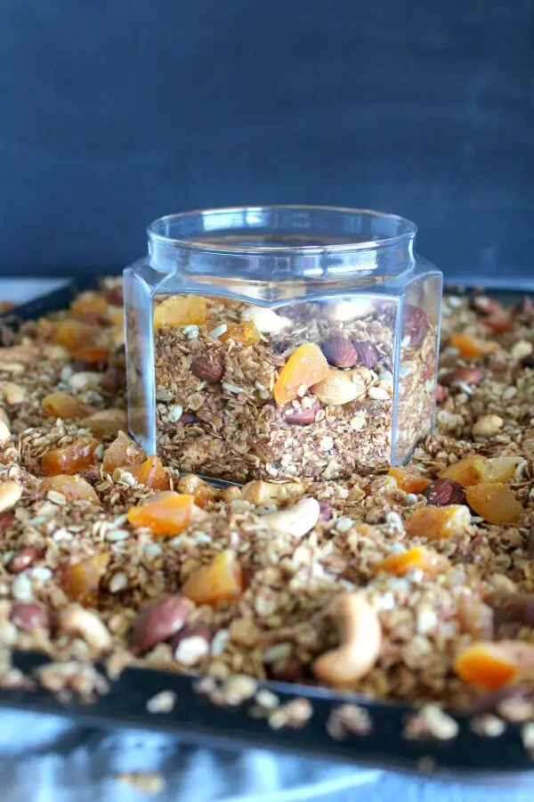 Honey Bran Granola with Almonds & Apricots. Healthy granola recipe, refined sugar free! Easy to make and very delicious. A great way to start your day! | berrysweetlife.com