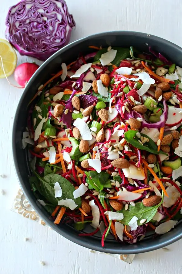 Red Cabbage Spinach & Beetroot Detox Salad. A refreshing summer salad with a honey mustard dressing - packed full of healthy goodness, colour and flavour! Vegetarian side dish | berrysweetlife.com