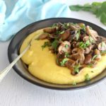 Cheesy Polenta & Garlic Sautéed Mushrooms with Rocket. A simple weeknight dinner that is delicious and very healthy. Perfect for a family supper | berrysweetlife.com