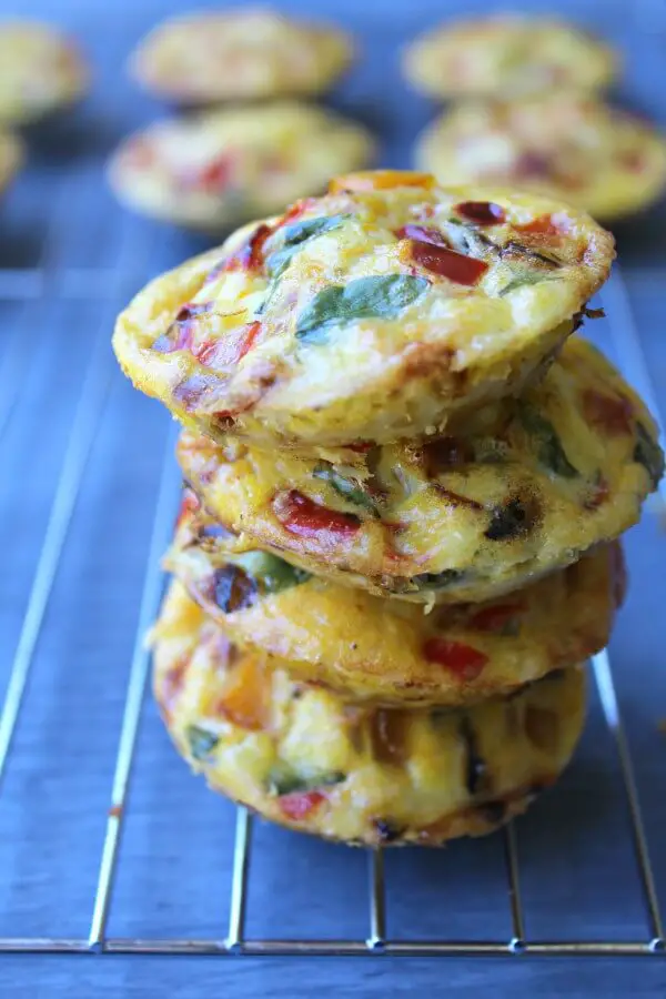 Red Pepper Butternut Basil Egg Muffins. Healthy, delicious breakfast egg muffins that are quick & easy to make. Can be made with any veggies you have on hand | berrysweetlife.com