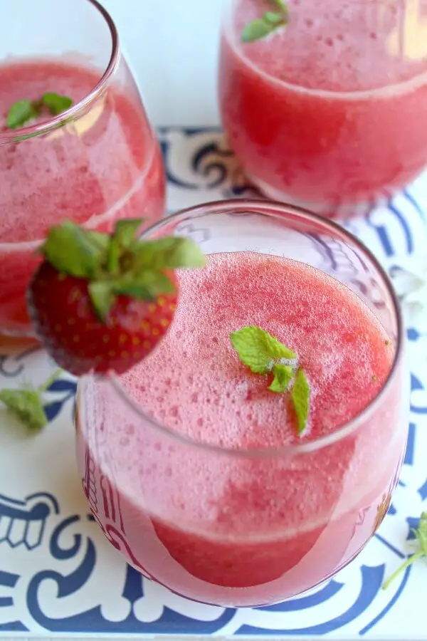 Sparkling Watermelon Strawberry Mint Lemonade. A healthy, fun & pretty drink perfect for summer get togethers. A beautiful welcome drink! | berrysweetlife.com