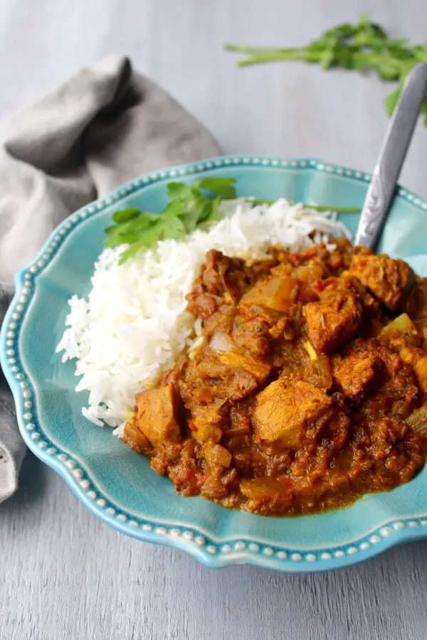 Sweet & Sour Cape Malay Chicken Curry. A traditional flavoursome Cape Malay Curry with sweet potatoes. It's easy to make and the perfect dish to serve your friends and family | berrysweetlife.com