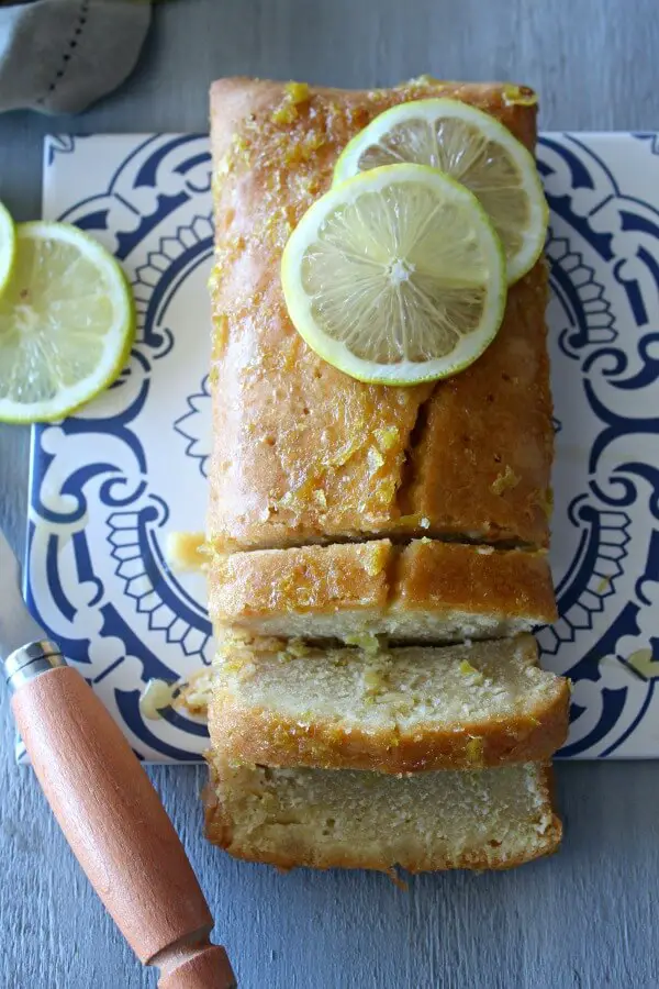 The Simplest Lemon Drizzle Loaf Cake. A melt in the mouth lemon explosion! 15 minutes to prepare, this cake couldn't be easier or more delicious! | www.berrsweetlife.com