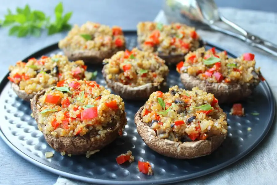 Pepper Quinoa Stuffed Giant Mushrooms. Fragrant, delectable & oh so healthy! Perfect as a side dish or a light meal they take only 35 minutes to make! | berrysweetlife.com