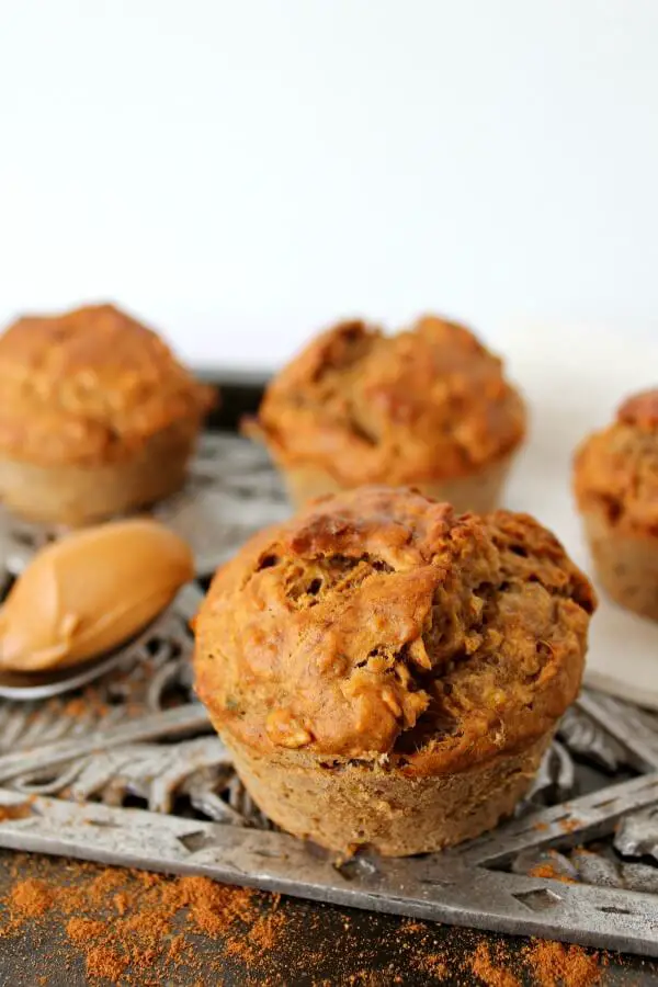 Oatmeal Peanut Butter Banana Muffins. Healthy & delicious muffin recipe, perfect for breakfast, lunch boxes or a tasty snack! Kids & adults love these | berrysweetlife.com