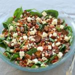 Balsamic Mushroom Bacon & Spinach Salad. A truly yummy combo, perfect for all seasons and all occasions. This is a versatile salad that looks just as good as it tastes! | berrysweetlife.com