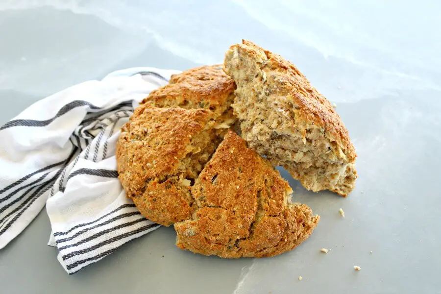 No Knead Multi-Seed Potato Bread. An incredibly easy bread to make, crunchy on the outside, moist, soft & fluffy on the inside. Very flavourful & healthy! | berrysweetlife.com