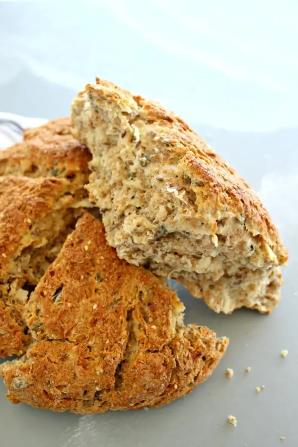 No Knead Multi-Seed Potato Bread. An incredibly easy bread to make, crunchy on the outside, moist, soft & fluffy on the inside. Very flavourful & healthy! | berrysweetlife.com