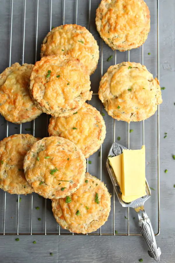 The best ever Savoury Cheese & Chive Scones are soft & flaky with melted cheese on top, they're easy to make and bake to golden perfection in 20 minutes | berrysweetlife.com