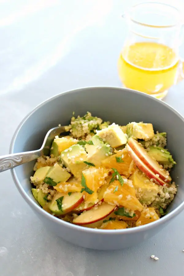 Glorious, easy and healthy Zingy Avocado Citrus Couscous Salad goes amazingly with chicken, fish or tofu. It has a homemade citrus dressing, so fresh! | berrysweetlife.com