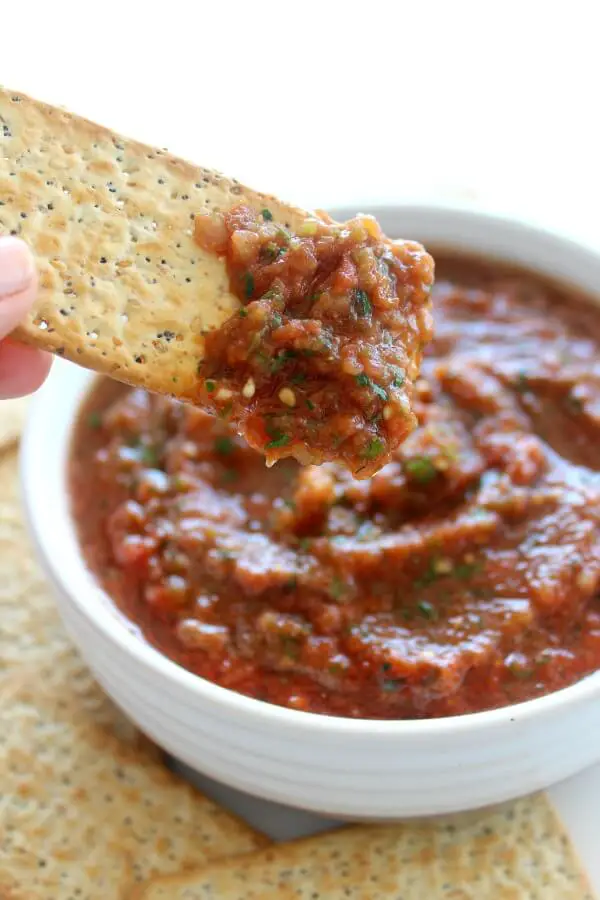 Favourite Homemade Tasty Tomato Salsa. The simplest, most DELICIOUS 5 minute salsa made with fresh, healthy veggies, spices and herbs | berrysweetlife.com