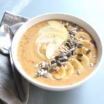 All your pumpkin pie flavours in this healthy, thick, creamy, dairy free and amazingly delicious Incredible Pumpkin Pie Smoothie Bowl that is easy to make | berrysweetlife.com