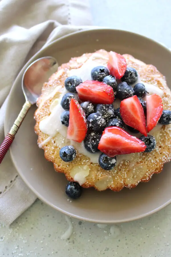 Mini Classic Berry Apricot Almond Tarts recipe - easy to make with ground almonds and shortcrust pastry for a tea time treat or a delicious French dessert! | berrysweetlife.com