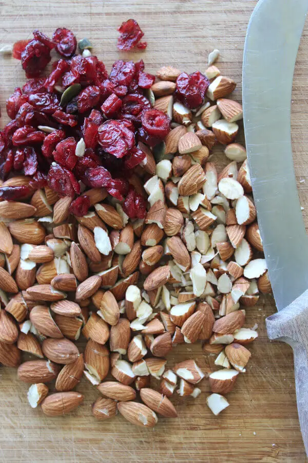 Easy to make, low carb, vegan, sugar free Super Seedy Almond Cranberry Granola Bars that taste wonderful, are crunchy and full of texture, packed with seeds, almonds and cranberries | berrysweetlife.com