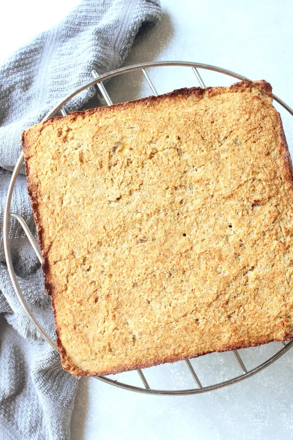 Gluten Free Banana Bread Sheet Cake | berrysweetlife.com