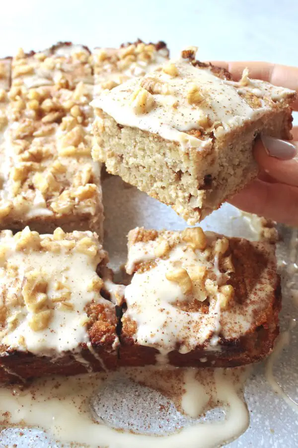 Gluten Free Banana Bread Sheet Cake | berrysweetlife.com