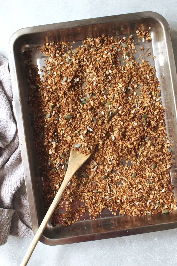 Crunchy Honey Seed Granola | berrysweetlife.com