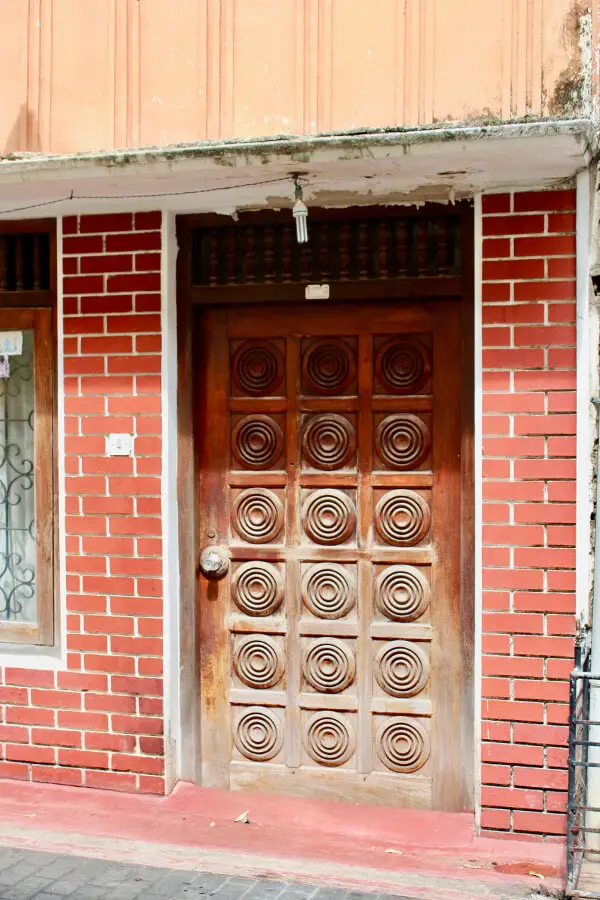 The Lovely Doors Of Galle Fort | berrysweetlife.com