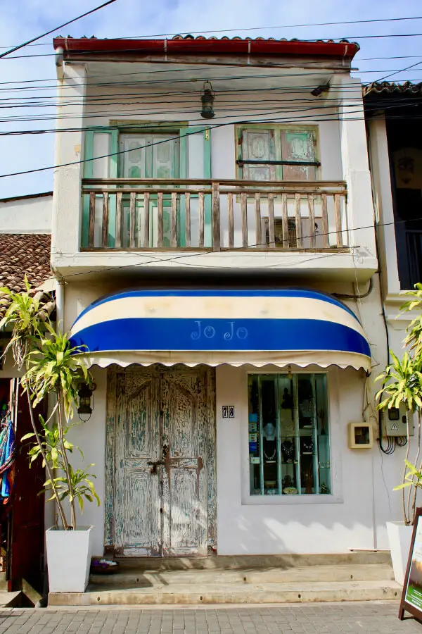 The Lovely Doors Of Galle Fort | berrysweetlife.com