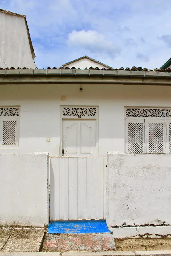 The Lovely Doors Of Galle Fort | berrysweetlife.com