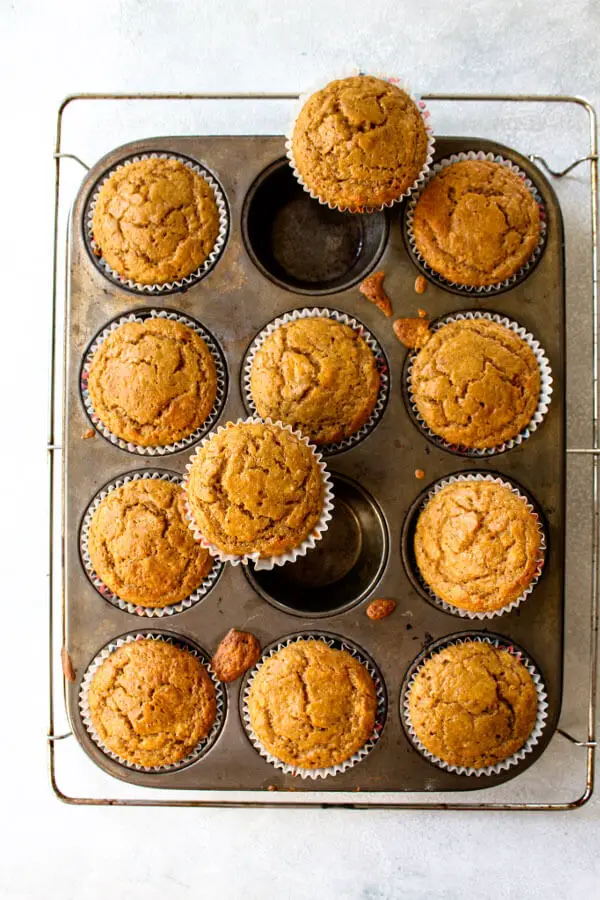 Cupcakes With Honey Glaze | berrysweetlife.com