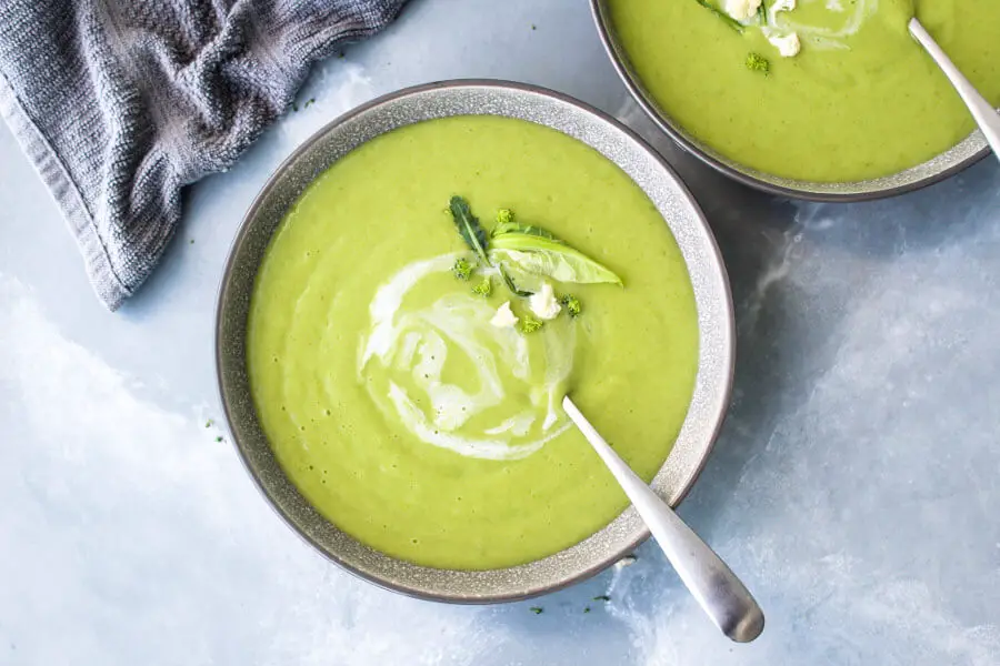 Broccoli Cauliflower Potato Leek Soup | berrysweetlife.com