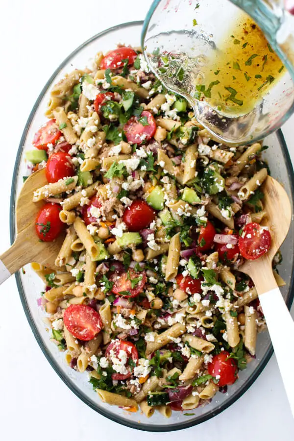 Mediterranean Tuna Chickpea Pasta Salad | berrysweetlife.com