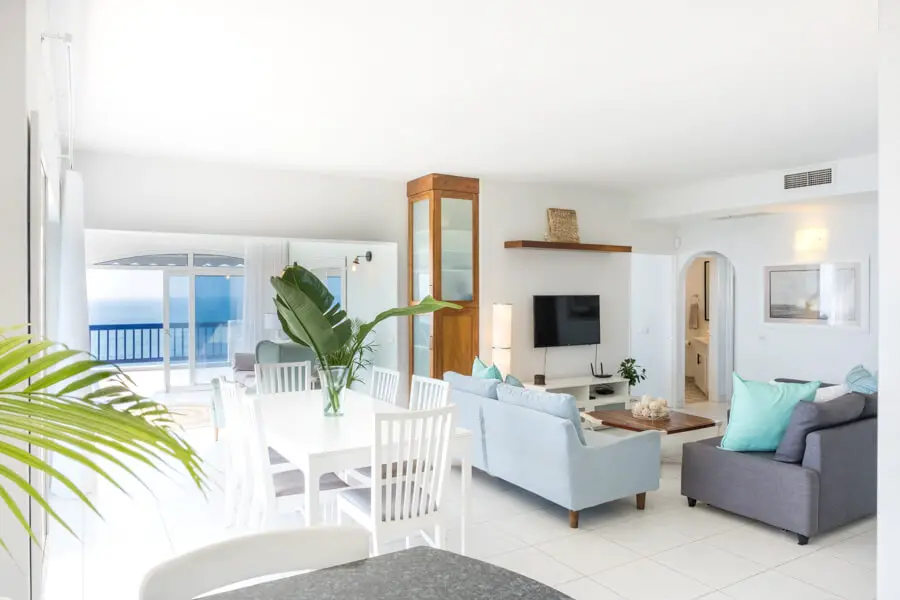 Beach Apartment | berrysweetlife.com